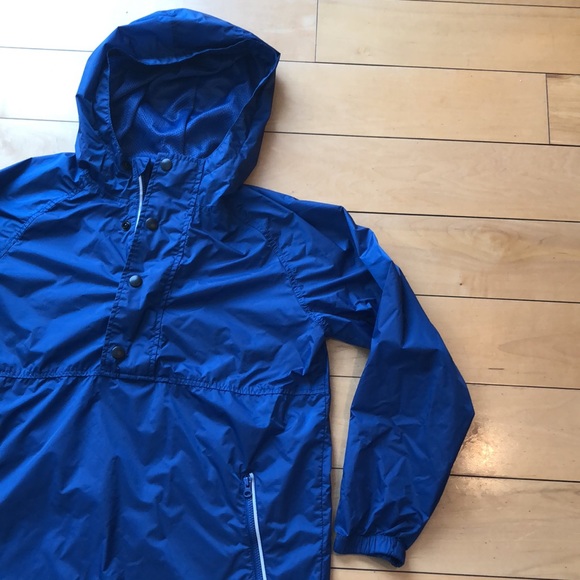 Old Navy Boys Hooded Soft Shell Windbreaker Pull Over Style Size L 10/12 - Picture 3 of 12